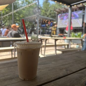 Vinyl Brews - Iced latte sugar free caramel - Coffee & Tea Near Me - Austin, Texas
