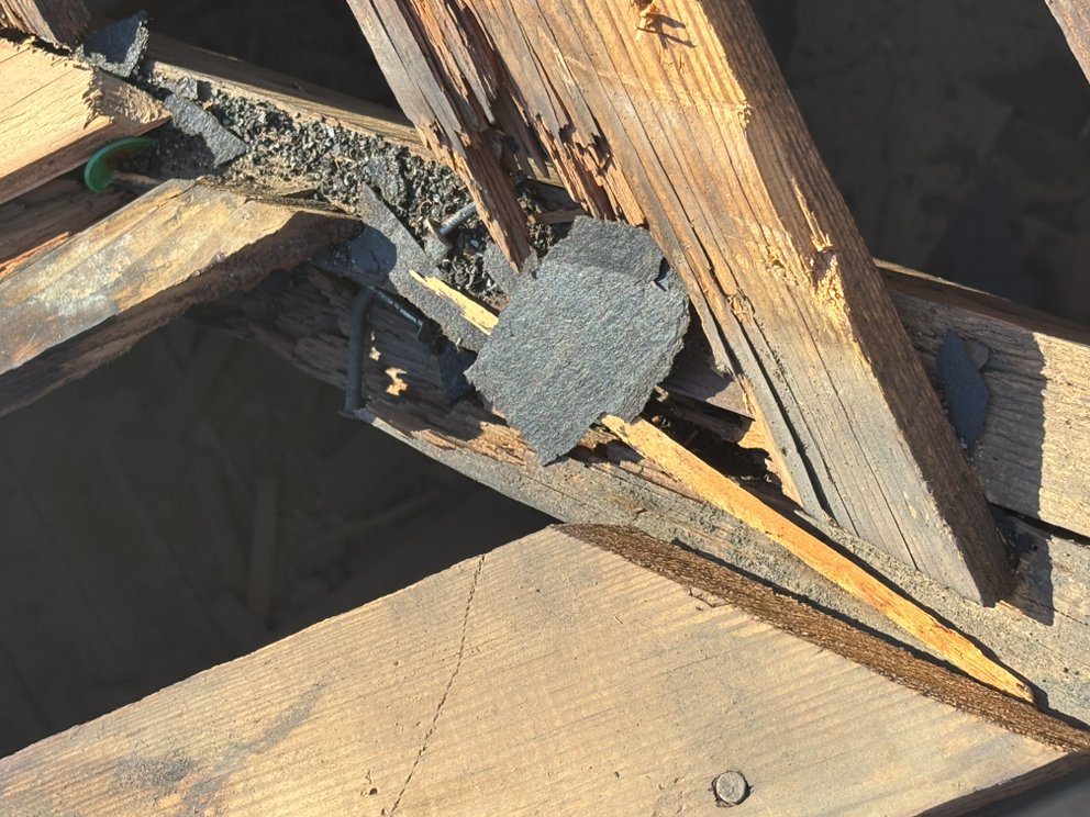 Slide of E&D Premier Roofing & Solar