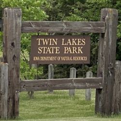 Twin Lakes State Park