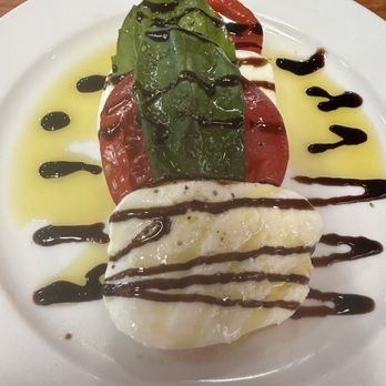 Cucina Bella - Caprese - Italian Near Me - Denver, Colorado Cucina Bella - Caprese - Italian Near Me - Denver, Colorado