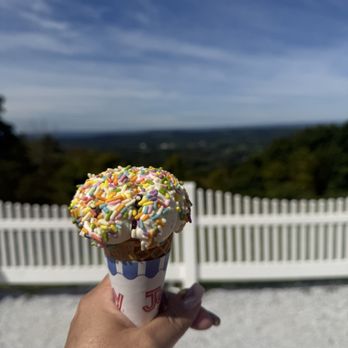 Bellvale Farms Creamery - Mint chip with rainbow sprinkles on sugar cone - Ice Cream & Frozen Yogurt Near Me - Warwick, New York