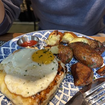 Bandol - Croque Monsieur Breakfast plate - French Near Me - Chicago, Illinois Bandol - Croque Monsieur Breakfast plate - French Near Me - Chicago, Illinois