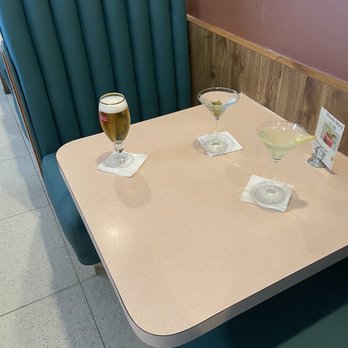 Lancers Restaurant - Booths, Tables - New American Near Me - Burbank, California Lancers Restaurant - Booths, Tables - New American Near Me - Burbank, California