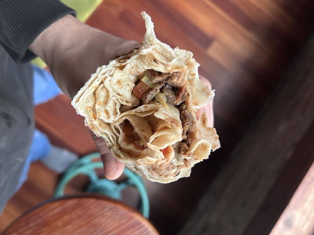 Food from Edgewater Tacos