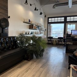 Lush Color Bar & Salon - Front reception area