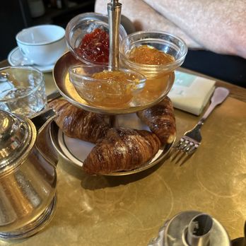 The Ivy - British Near Me - London, XGL The Ivy - British Near Me - London, XGL