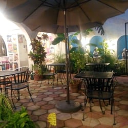 Luz Azul - Patio
