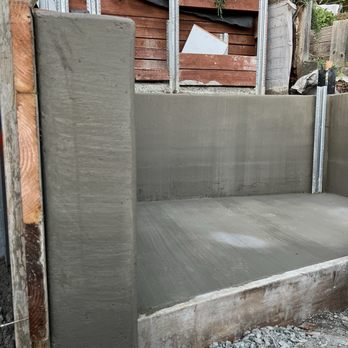 Sams Concrete Specials - Great brushed finish in both concrete wall and slab, looks so professional! - Masonry/Concrete Near Me - Pittsburg, California