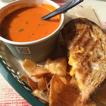 Cafe 152 Bread Company - Grilled Cheese with Tomato Basil Soup and House-made Chips - Bakeries Near Me - Gilroy, California