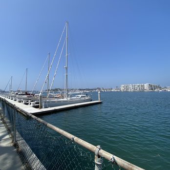 Burton W Chace Park - Parks Near Me - Marina del Rey, California Burton W Chace Park - Parks Near Me - Marina del Rey, California