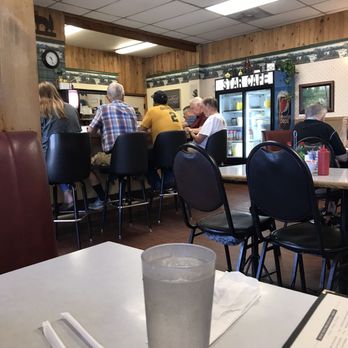 Star Country Cafe - Counter inside Star Cafe - Cafes Near Me - Star, Idaho Star Country Cafe - Counter inside Star Cafe - Cafes Near Me - Star, Idaho