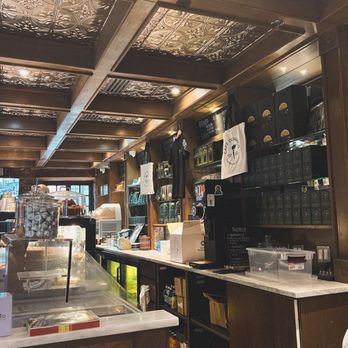 Café Olimpico - Desserts Near Me - Montreal, Quebec