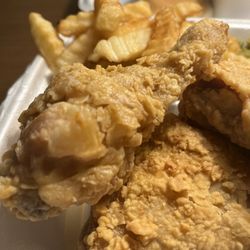 Lisa’s Chicken & Seafood - Slap Yo Momma Good Fried Chicken (3 piece dark)