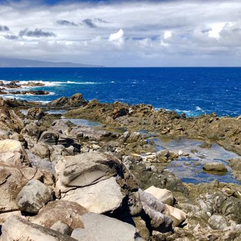 Kapalua Coastal Trail - Hiking Near Me - Lahaina, Hawaii