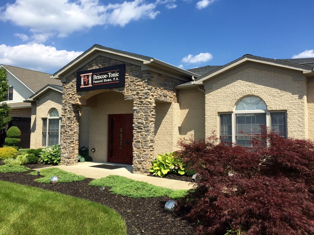 BRISCOETONIC FUNERAL HOME, PA Updated September 2024 14 Reviews