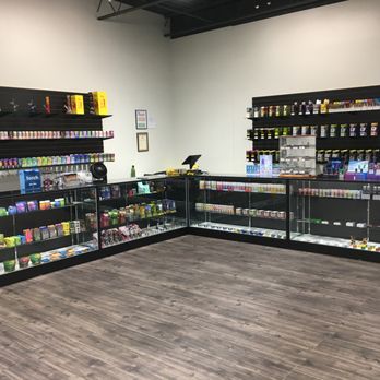 universal smoke and vape UNIVERSAL VAPERZZ - Updated June 2026 - 13 Photos - 500 S Lake Dallas Dr,  Lake Dallas, Texas - Vape Shops - Phone Number