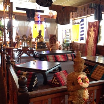 Thai Thani - Decorated to the nines - Thai Near Me - Orlando, Florida