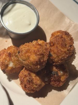 Skipjack Oyster by null