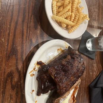 Ricardo's Grill and Pub - Rack of Ribs and Fries - American Near Me - Versailles, Kentucky Ricardo's Grill and Pub - Rack of Ribs and Fries - American Near Me - Versailles, Kentucky