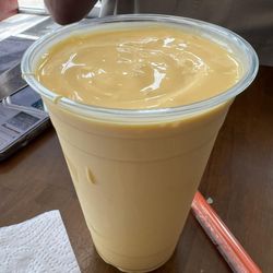 Burger Authority - Smooth, creamy mango lassi