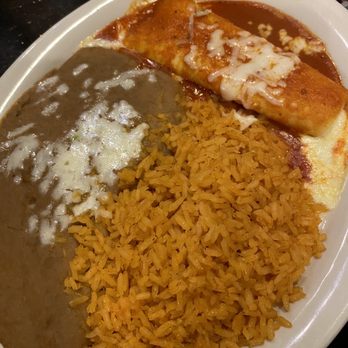 Tapatios Mexican restaurant - Cheese enchilada - Mexican Near Me - Ottawa, Illinois