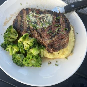 The Hideaway - Sirloin steak - Sports Bars Near Me - Middleborough, Massachusetts