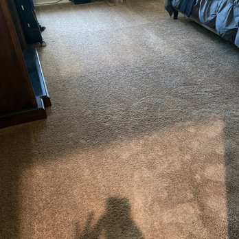 Blue Lizard Tile and Carpet cleaning - Bedroom with high traffic and pets - Carpet Cleaning Near Me Blue Lizard Tile and Carpet cleaning - Bedroom with high traffic and pets - Carpet Cleaning Near Me