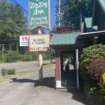 Zig Zag Inn - Pizza Near Me - Welches, Oregon Zig Zag Inn - Pizza Near Me - Welches, Oregon