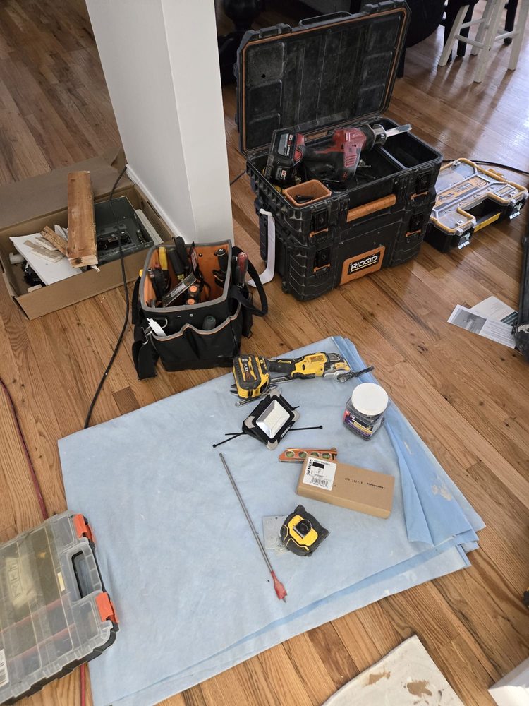 Slide of Bruno Handyman