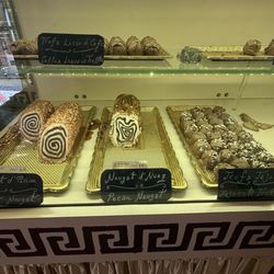 Chocolates JOHFREJ C&V - Photo 4: Nougats and truffles