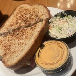 Gilbert's Lodge - Rustic Reuben