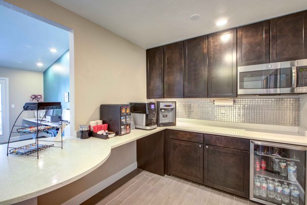 The Huntington by null