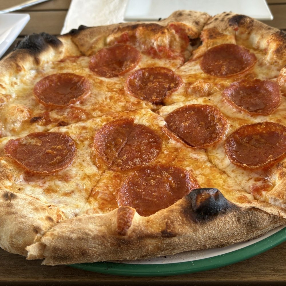Flour Dust Pizza - Classic Pepperoni pizza - Pizza Near Me - Roseville, California Flour Dust Pizza - Classic Pepperoni pizza - Pizza Near Me - Roseville, California