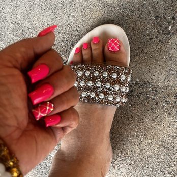 Cali Nails - Nail Salons Near Me - Phoenix, Arizona