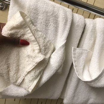 Comfort Inn - This is suppose to be a white wash rag. I put it against the towel so you could see the dinginess. - Hotels Near Me - Towson, Maryland Comfort Inn - This is suppose to be a white wash rag. I put it against the towel so you could see the dinginess. - Hotels Near Me - Towson, Maryland