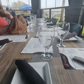 Lake House - Wine Bars Near Me - Cornelius, North Carolina