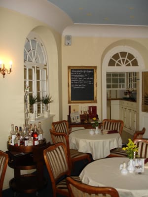 Restaurant & Café Drachenhaus by null