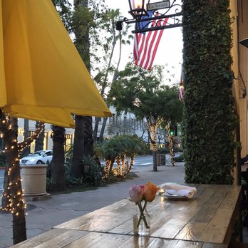 Mizza - Excellent view of State Street. - Italian Near Me - Santa Barbara, California Mizza - Excellent view of State Street. - Italian Near Me - Santa Barbara, California