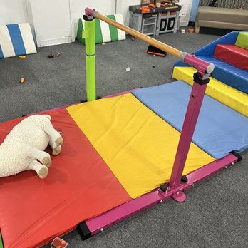 Ely’s Play House - Dangerous gymnastics bar, dirty toys - Indoor Playcenter Near Me - Citrus Heights, California Ely’s Play House - Dangerous gymnastics bar, dirty toys - Indoor Playcenter Near Me - Citrus Heights, California