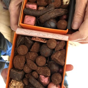 Dark Sugars Chocolate - Packing the Tetris boxes. My wife did the smaller box so no judging. - Chocolatiers & Shops Near Me - London, XGL Dark Sugars Chocolate - Packing the Tetris boxes. My wife did the smaller box so no judging. - Chocolatiers & Shops Near Me - London, XGL