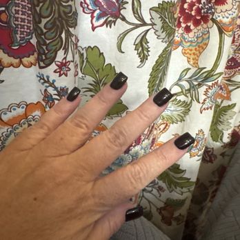Hello Nails & Spa - Day Spas Near Me - Vacaville, California