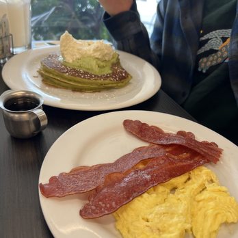 Bea Bea’s - Pooh Sunrise with Turkey bacon and green tea pancakes - Coffee & Tea Near Me - Glendale, California Bea Bea’s - Pooh Sunrise with Turkey bacon and green tea pancakes - Coffee & Tea Near Me - Glendale, California