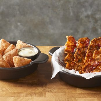 Bob Evans - a plate of pizza and a bowl of dipping sauce - Breakfast & Brunch Near Me - Fostoria, Ohio Bob Evans - a plate of pizza and a bowl of dipping sauce - Breakfast & Brunch Near Me - Fostoria, Ohio