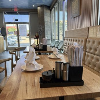 King Ramen & Dumpling - Booth seating - Coffee & Tea Near Me - Lewisville, Texas King Ramen & Dumpling - Booth seating - Coffee & Tea Near Me - Lewisville, Texas