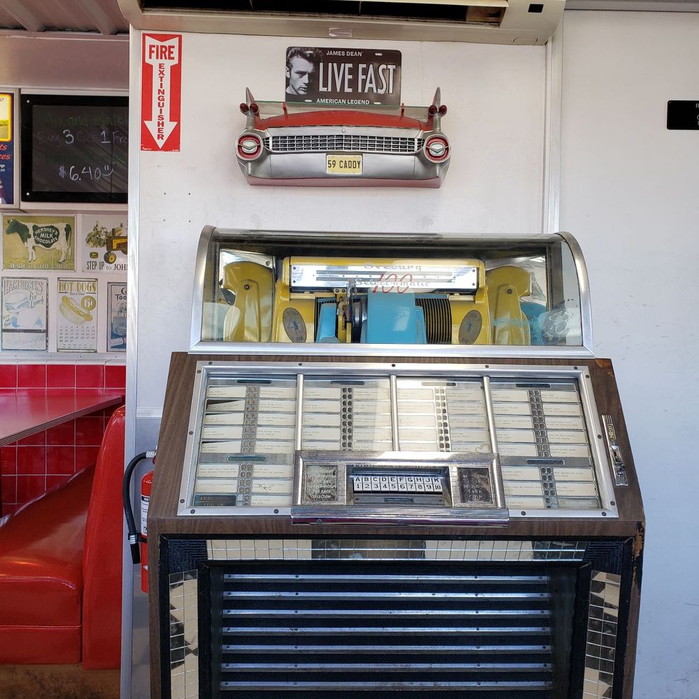 Root Beer King - a juke box in a diner - Burgers Near Me - Lamont, California Root Beer King - a juke box in a diner - Burgers Near Me - Lamont, California