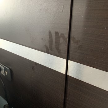Baymont by Wyndham Gaffney - Hand prints in dust on headboard? - Hotels Near Me - Gaffney, South Carolina