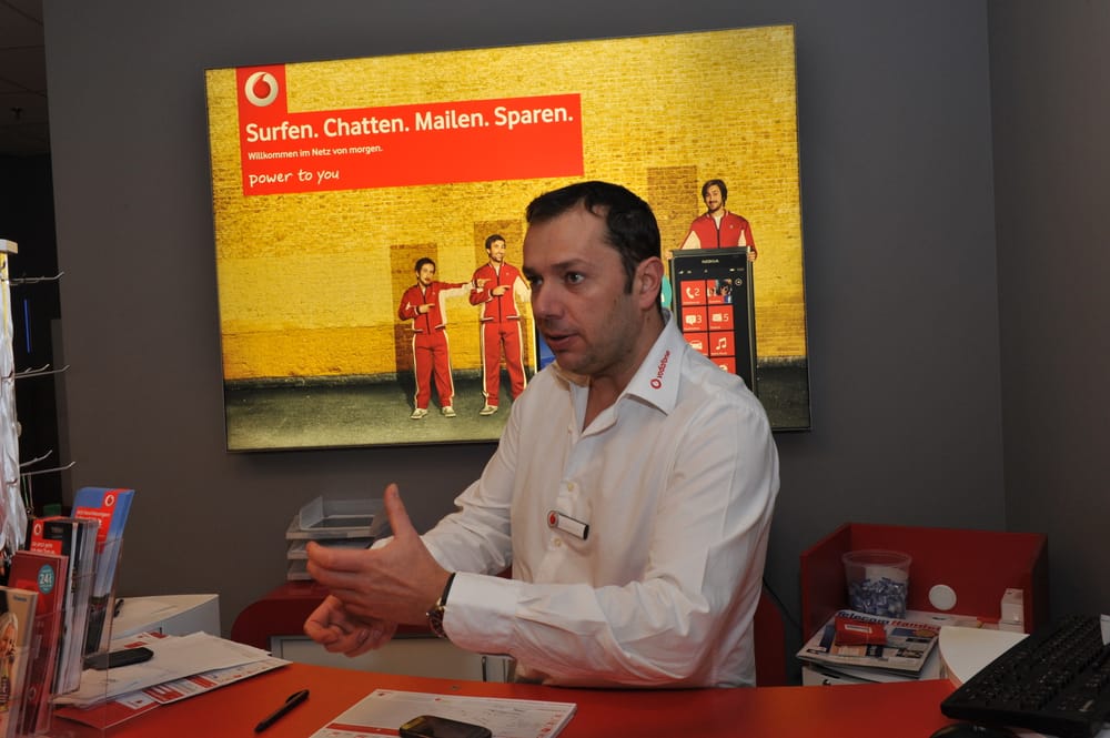 VODAFONE SHOP DIERKOW Hannes Meyer Platz 22, Rostock, Mecklenburg