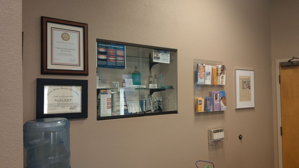 FAMILY AND COSMETIC DENTISTRY 23 Reviews Cosmetic Dentists 2850 E Desert Inn Rd, Las Vegas