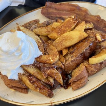 Connie's - Apple Pie French Toast - Cafes Near Me - Vista, California Connie's - Apple Pie French Toast - Cafes Near Me - Vista, California