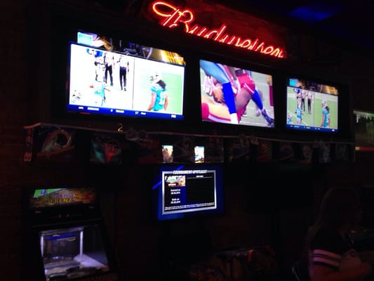 Hooligan's Sports Bar by null
